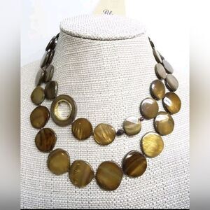 Brilliant Rich Brown Fall Color M.O.P. Shell Necklace NWT 16"+